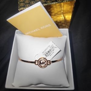 Michael kors  NWT rose gold bracelet